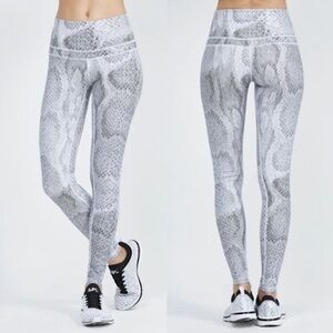 VARLEY Gray Snakeskin Print Legging Tights​